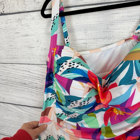 Liz Claiborne Plus Size White Colorful Floral Swimsuit Top Size 22W - Picture 9 of 10